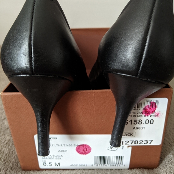 Coach - Picture 1 of 3